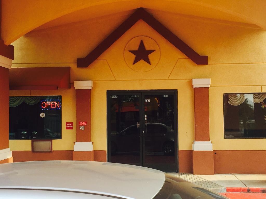 Scottish Inn & Suites Hobby Airport Houston Exterior foto
